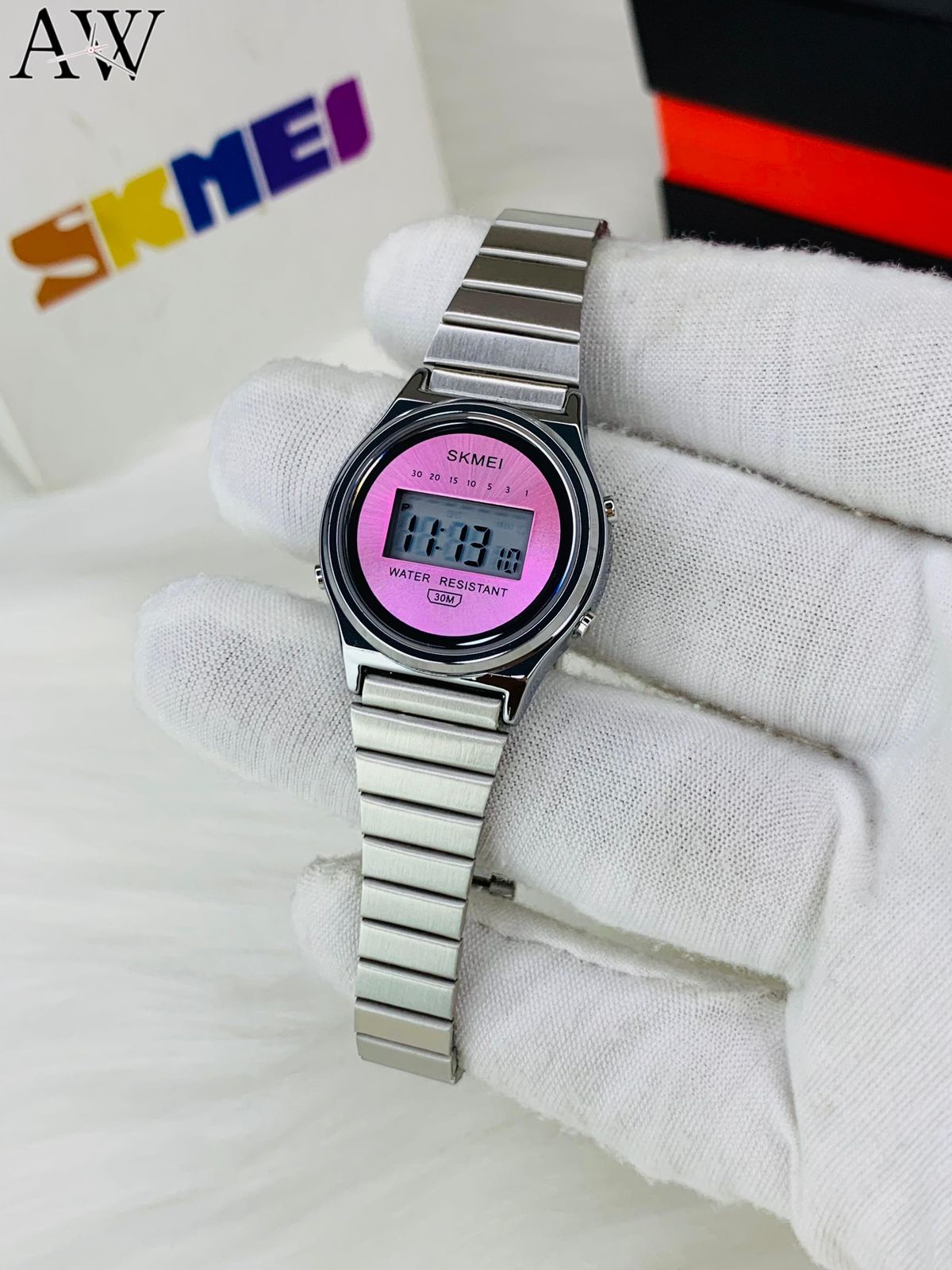 ✨ Style Meets Technology – Ladies Digital Timepiece